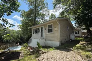 524 Brooklyn Mountain Rd, Hopatcong, NJ 07843 - Photo 1