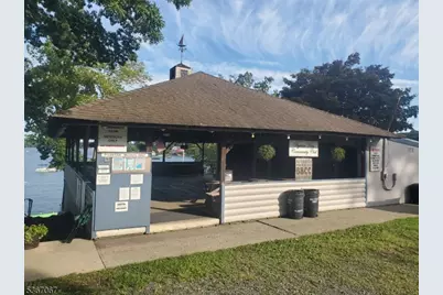 4 Bear Pond Trl, Hopatcong, NJ 07821 - Photo 17