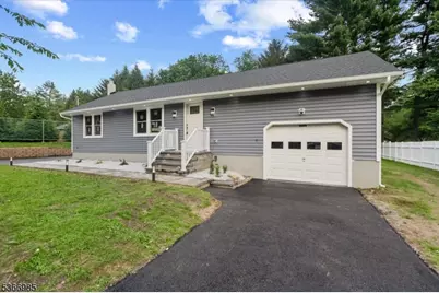 204 Christopher St, Hackettstown, NJ 07840 - Photo 1