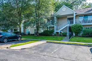 113 Lindsey Ct, Franklin Township, NJ 08823 - Photo 1