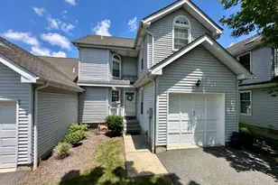 40 Lancelot Dr, Berkeley Heights Township, NJ 07922 - Photo 1