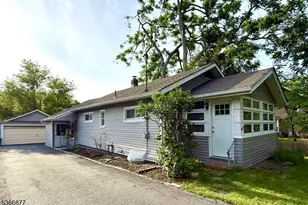 3 Fern Ln, Parsippany, NJ 07834 - Photo 1