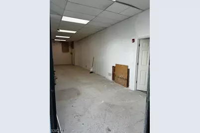 129 Montgomery St, Bloomfield Twp., NJ 07003 - Photo 7