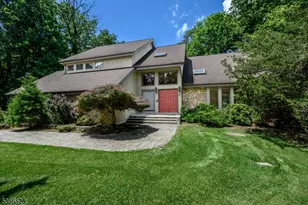 2 Malibu Dr, Sparta Township, NJ 07871 - Photo 1