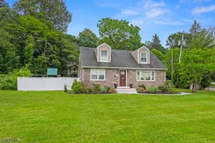 1 Timberline Rd, Mount Olive, NJ 07828 - Photo 1