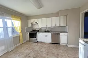 29 Billings Rd, Hopatcong, NJ 07843 - Photo 9