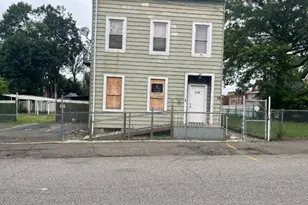 116 Oxford St, Paterson, NJ 07522 - Photo 1