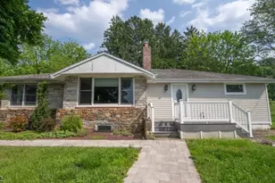 506 River Rd, Bethlehem Township, NJ 08802 - Photo 1