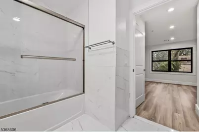 180 Carroll St, Paterson, NJ 07501 - Photo 19