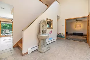 81 Columbus Ave, Totowa, NJ 07512 - Photo 9