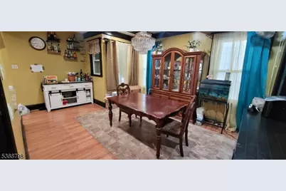 6 Emerson St, East Orange, NJ 07018 - Photo 7