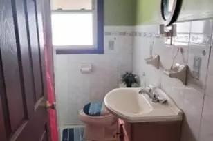 6 Emerson St, East Orange, NJ 07018 - Photo 11