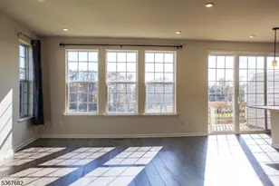 601 Charleston Dr, Monroe Township, NJ 08831 - Photo 9