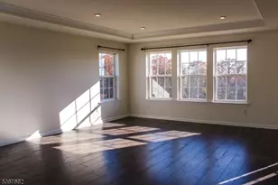 601 Charleston Dr, Monroe Township, NJ 08831 - Photo 19