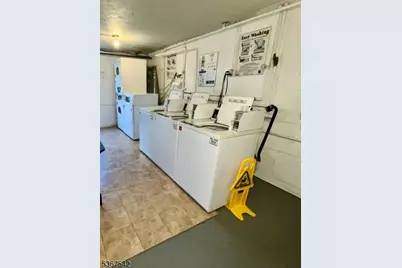 565 Grove St #B12, Clifton, NJ 07013 - Photo 15