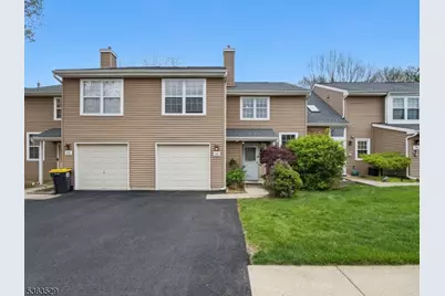 33 Avebury Pl, Franklin Township, NJ 08873 - Photo 1
