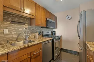 1203 River Rd, Edgewater, NJ 07020 - Photo 7