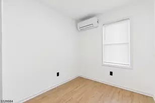 216 Renner Ave, Newark, NJ 07112 - Photo 5