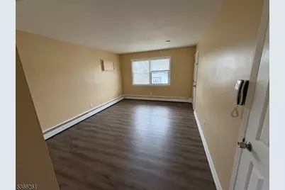 184 Meade St, Perth Amboy, NJ 08861 - Photo 7