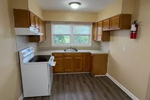 184 Meade St, Perth Amboy, NJ 08861 - Photo 5