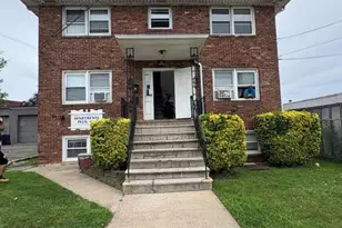 184 Meade St, Perth Amboy, NJ 08861 - Photo 1
