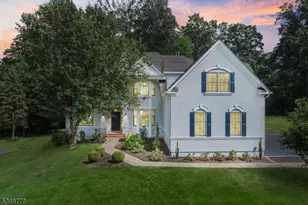 21 Southern Hills Dr, Montgomery Township, NJ 08558 - Photo 1