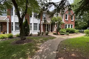 135 Hawthorne Ct, Rockaway Township, NJ 07866 - Photo 1