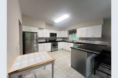 34 Lakeside Dr, Vernon, NJ 07461 - Photo 3