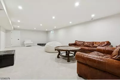 44 Willow Lane, Parsippany, NJ 07054 - Photo 27