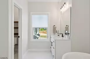 44 Willow Ln, Parsippany, NJ 07054 - Photo 21