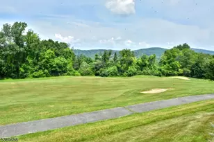 4 Acapulco Princess Pl U, Vernon, NJ 07462 - Photo 13