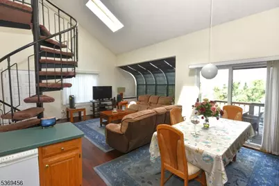 4 Acapulco Princess Pl U #8, Vernon, NJ 07462 - Photo 5