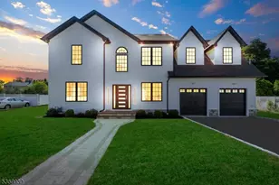 12 Thistle Ct, Totowa, NJ 07512 - Photo 1