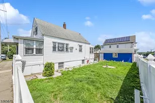 31 7th Ave, Paterson, NJ 07524 - Photo 1