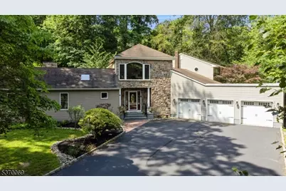 2 Derby Ln, East Brunswick Township, NJ 08816 - Photo 1