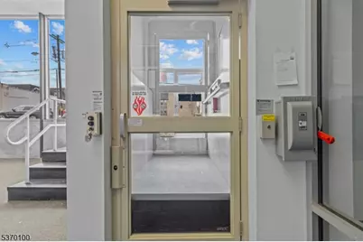 89 Main St, Little Falls Township, NJ 07424 - Photo 11