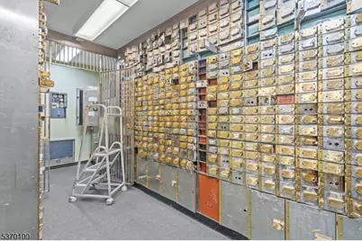 89 Main St, Little Falls Township, NJ 07424 - Photo 19