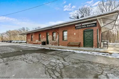 89 Main St, Little Falls Township, NJ 07424 - Photo 47