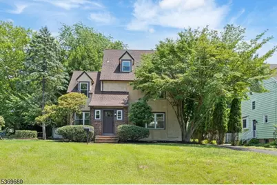 195 Rockview Ave, North Plainfield, NJ 07063 - Photo 1