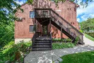 7 Arapahoe Dr, Vernon, NJ 07462 - Photo 1