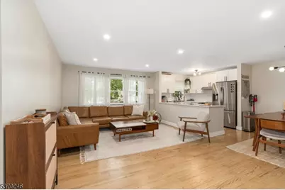 199 Bergen Turnpike #2L, Ridgefield, NJ 07660 - Photo 1