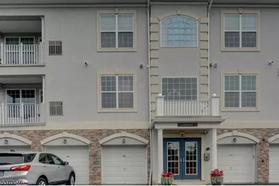 2 Sandstone Ct #D3, Woodland Park, NJ 07424 - Photo 1