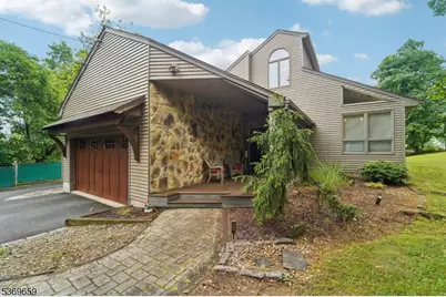 60 Toms Lake Rd, Wayne, NJ 07470 - Photo 1