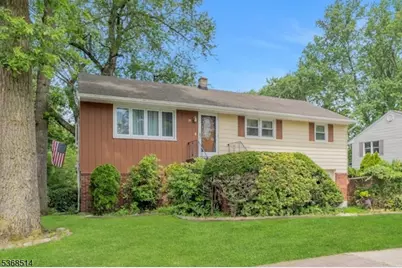 30 Lakeside Ave, Bloomingdale, NJ 07403 - Photo 1