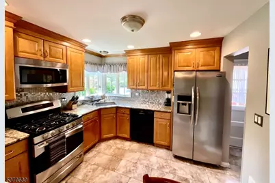 537 Eagle Rock Ave, West Orange Township, NJ 07052 - Photo 1