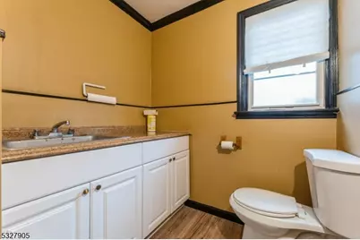 194 Eagle Rock Ave, Roseland, NJ 07068 - Photo 7