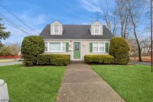 194 Eagle Rock Ave, Roseland, NJ 07068 - Photo 1