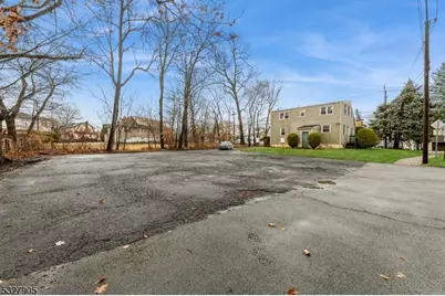 194 Eagle Rock Ave, Roseland, NJ 07068 - Photo 27