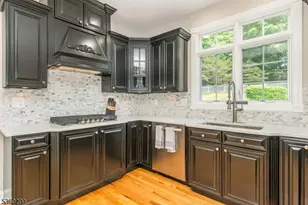 6 Perin Pl, Roxbury Township, NJ 07876 - Photo 11