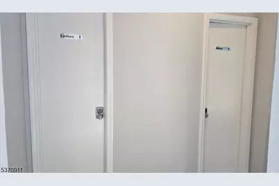 2504 Plainfield Ave, Scotch Plains Township, NJ 07076 - Photo 5